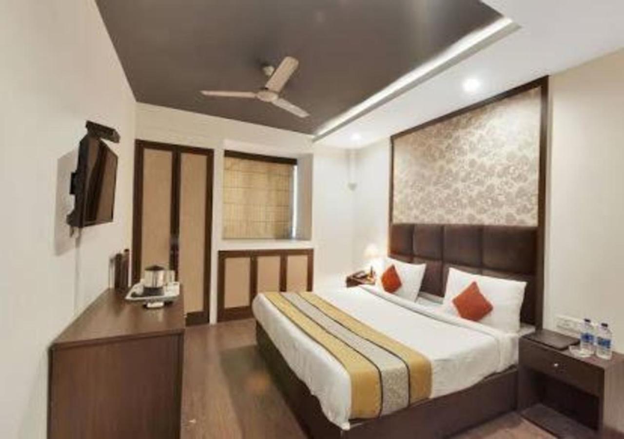 Hotel Loto - Sector 66 Noida Exterior foto